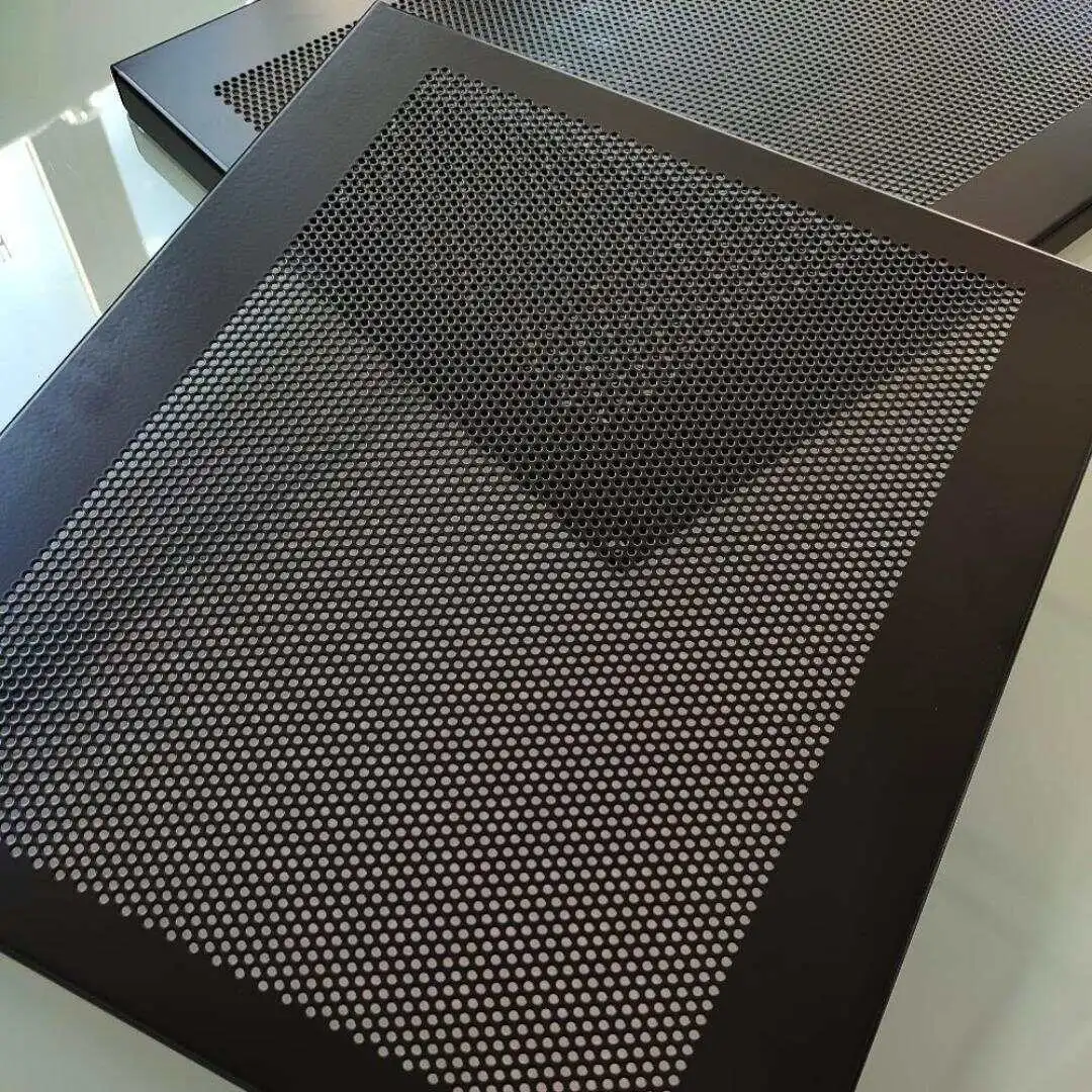 Lochblechboden BIII 380 schwarz  beschichtet in verschiedenen Breiten 38 cm tief - Sonderedition! Passend zur BIII Serie