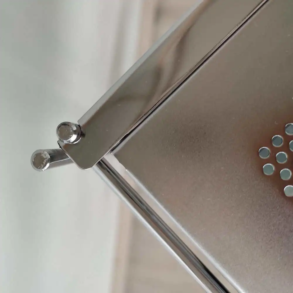 546249808 Lochblechboden Detailansicht von oben