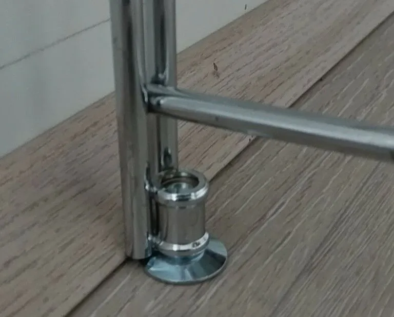 Spider Regalleiter höhenverstellbarer Fuß