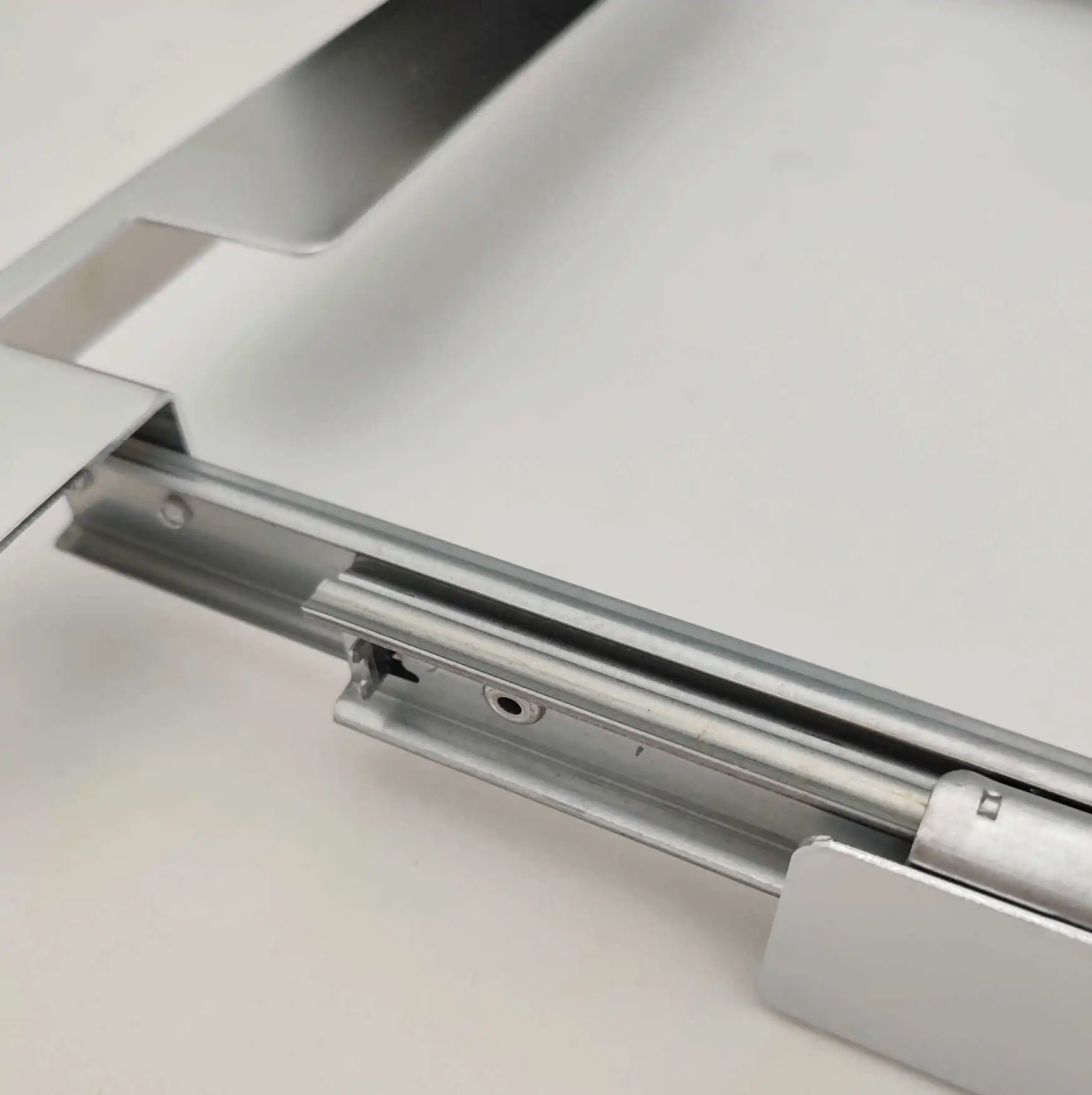 90-3270890 Auszugsschiene Unterteil für Container Art. Nr. 270890 46 x 44 x 38 cm - Ersatzteil! Ohne Container!