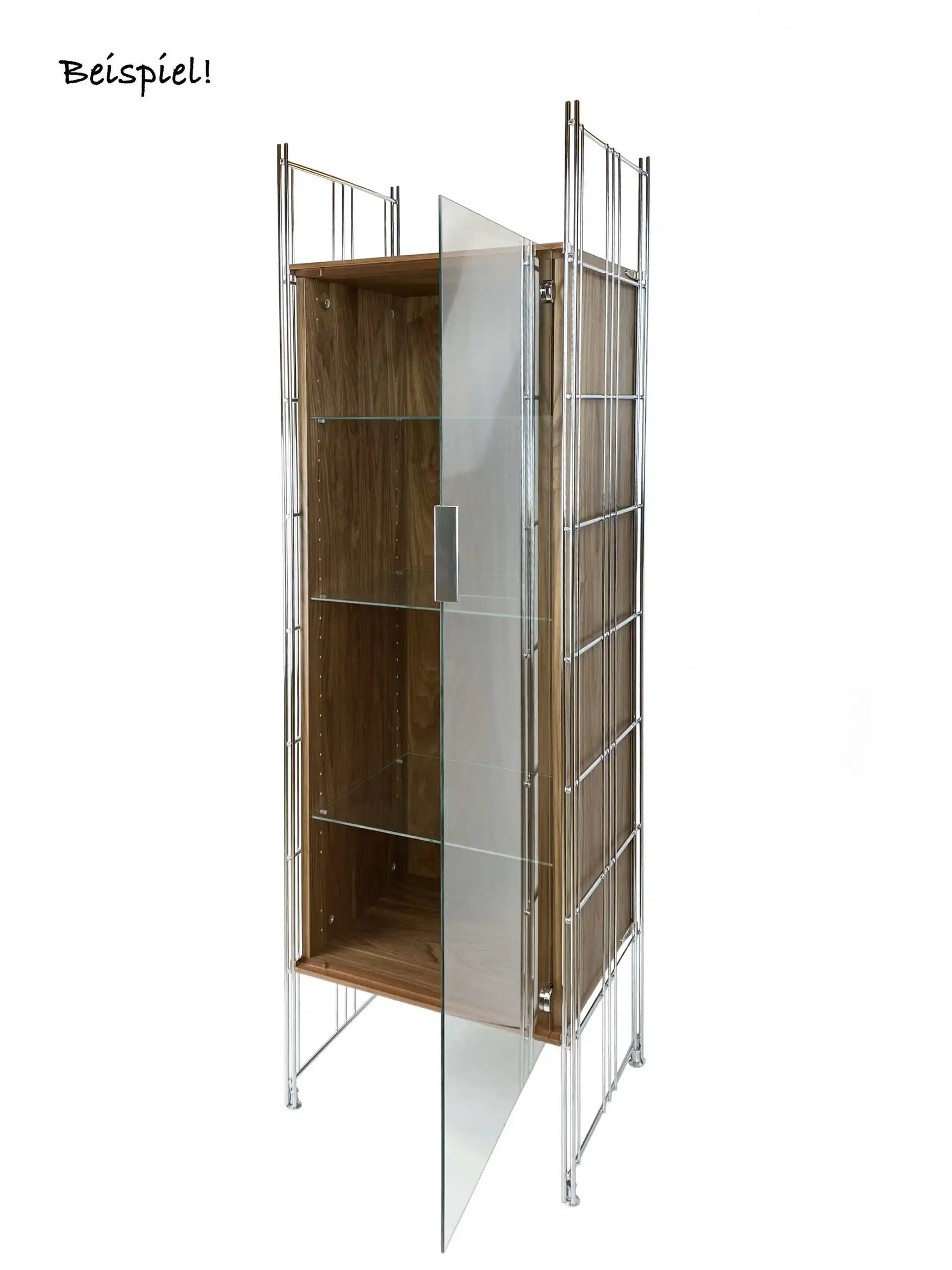 Nussbaum-Korpus kombiniert mit #Glastür