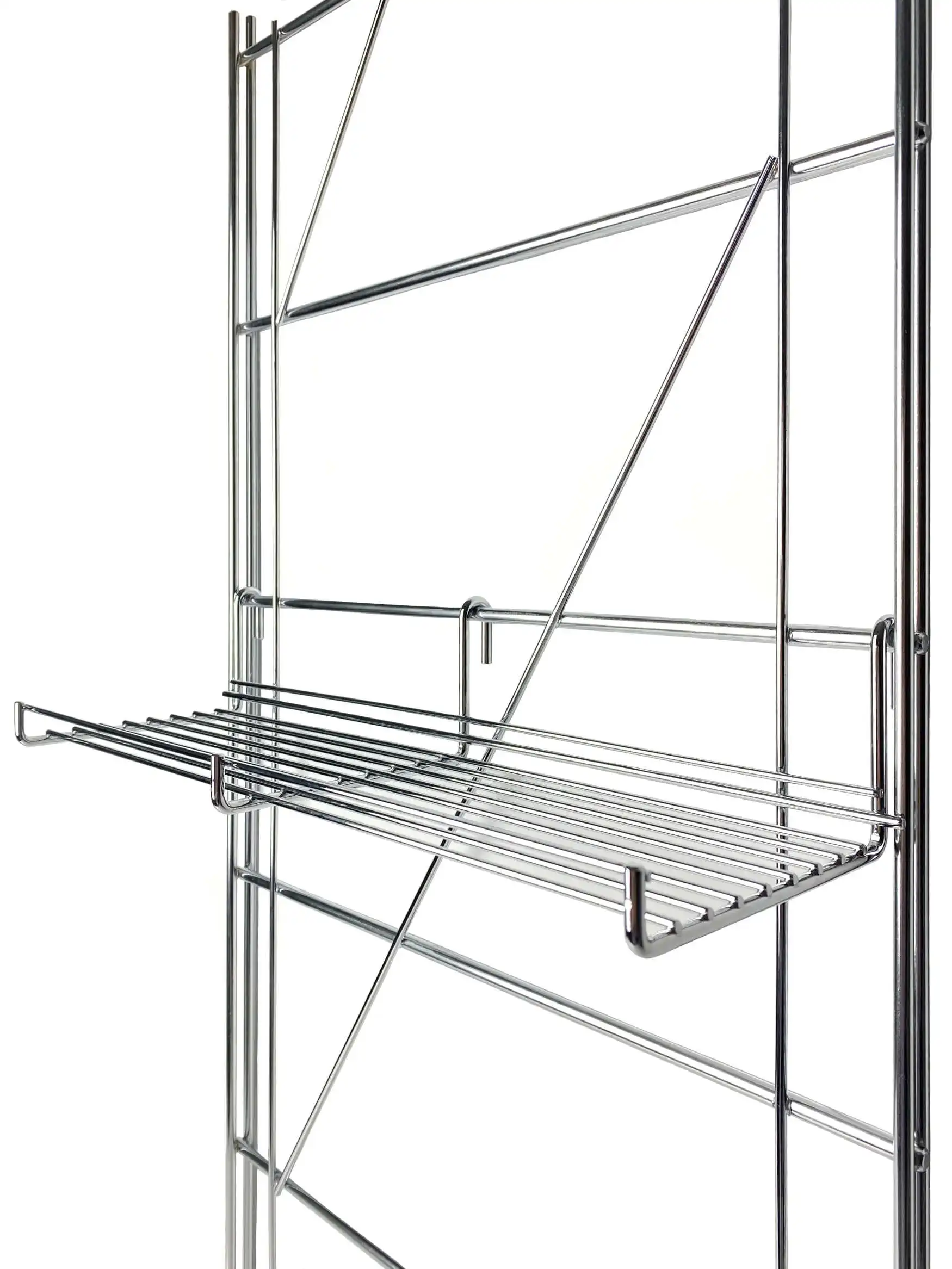 ETAGAIR-Regale können mit zahlreichen weiteren Elementen kombiniert werden.