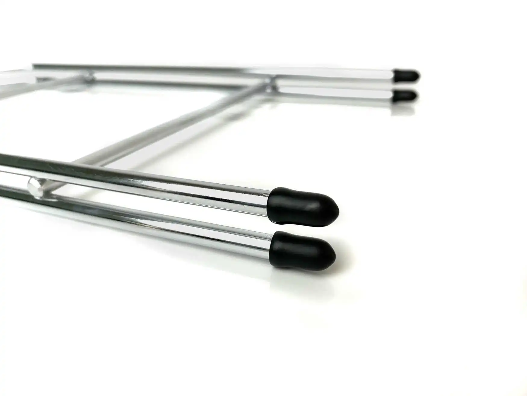 die Kunststoffkappen schützen die Regalleitern  aus der Serie STEKO und Economic