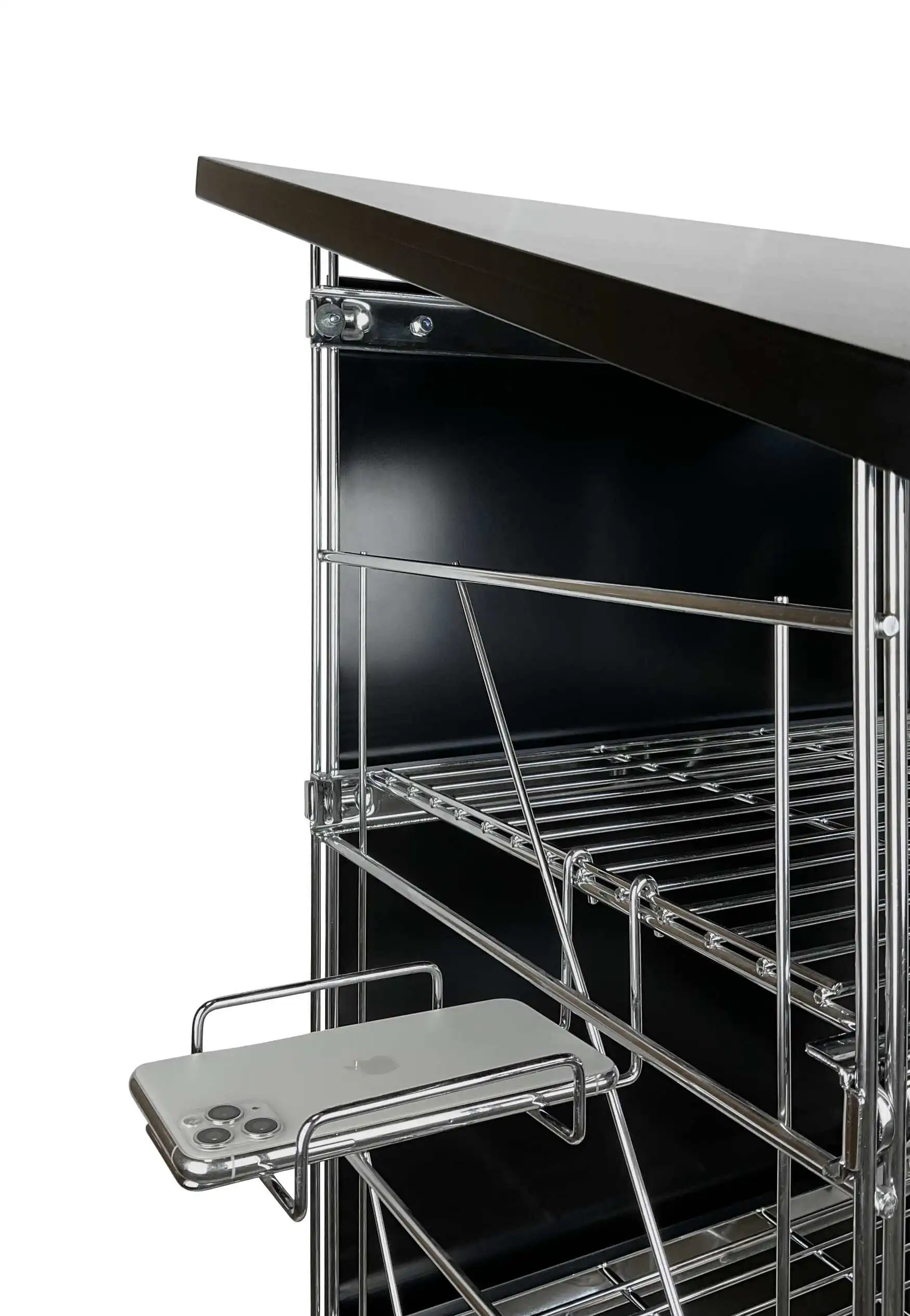 Montagebeispiel Univeral-Halter aus Chromnickelstahl, ca.170x 90x 25mm (Tiefe x Breite x Höhe) passend zur Montage an ETAGAIR-Gitterböden