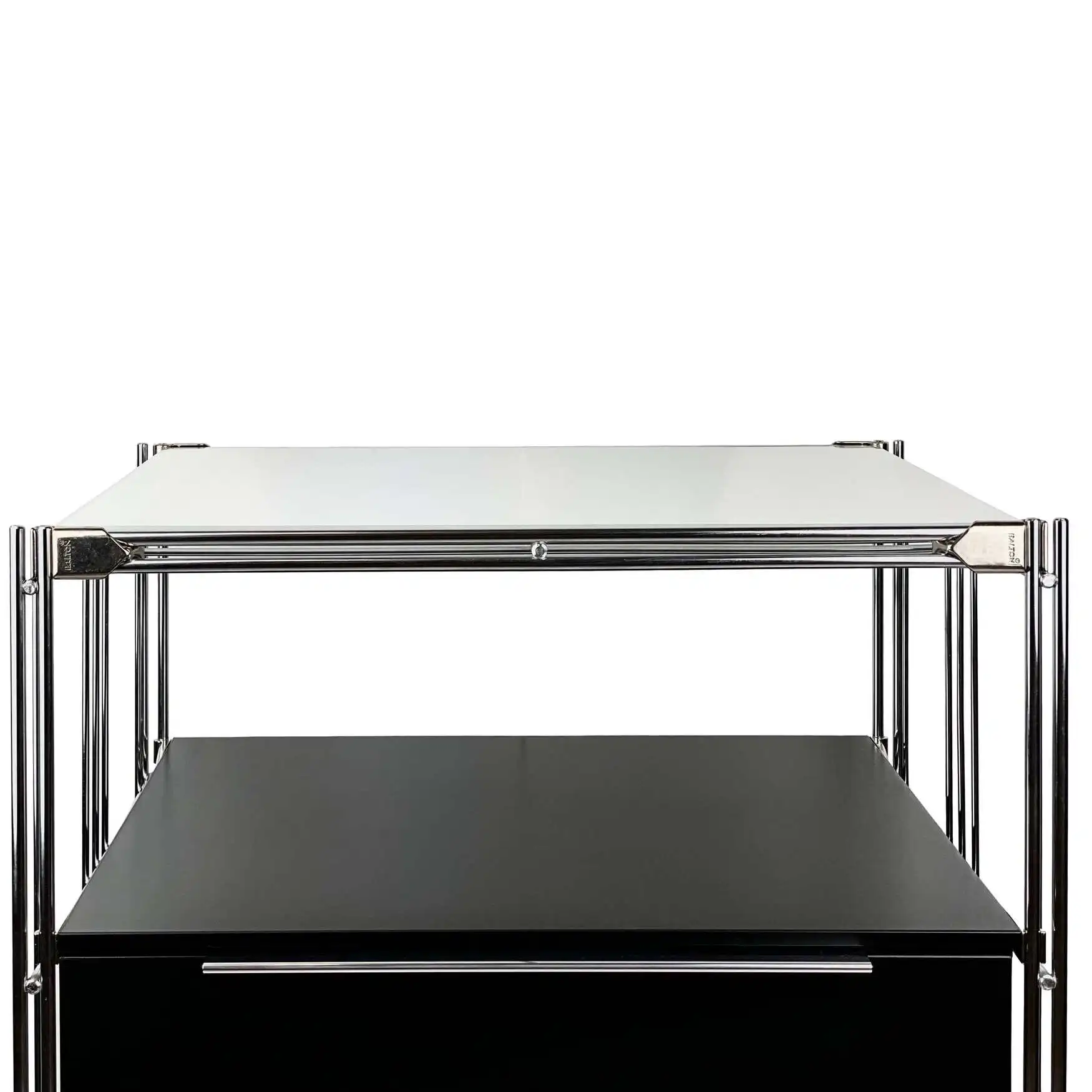 Regal-Kombination 62x46x38 cm (Höhe x Breite x Tiefe) mit Holzkorpus mit Tür, Gitterboden aus Metall mit satinierter Milchglasauflage