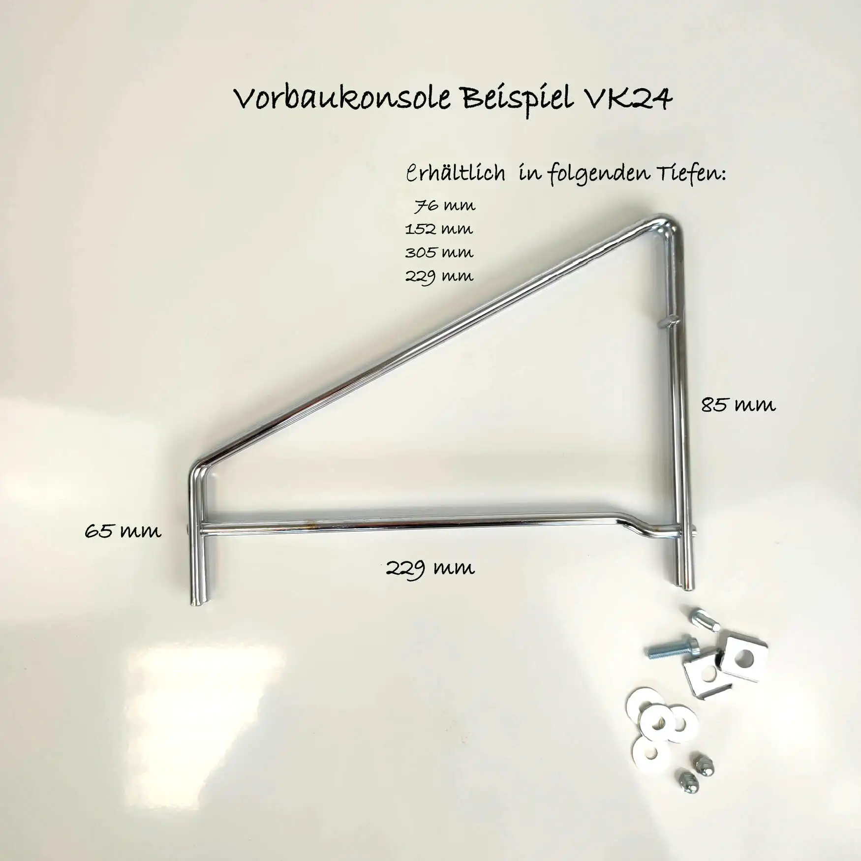 Vorbaukonsole zur Montage von 610 mm tiefe Böden in 457 mm tiefe Regalleiten. Die ETAGAIR-Konsole ist ist 76 mm, 152 mm, 229 mm und 305 mm erhältlich.