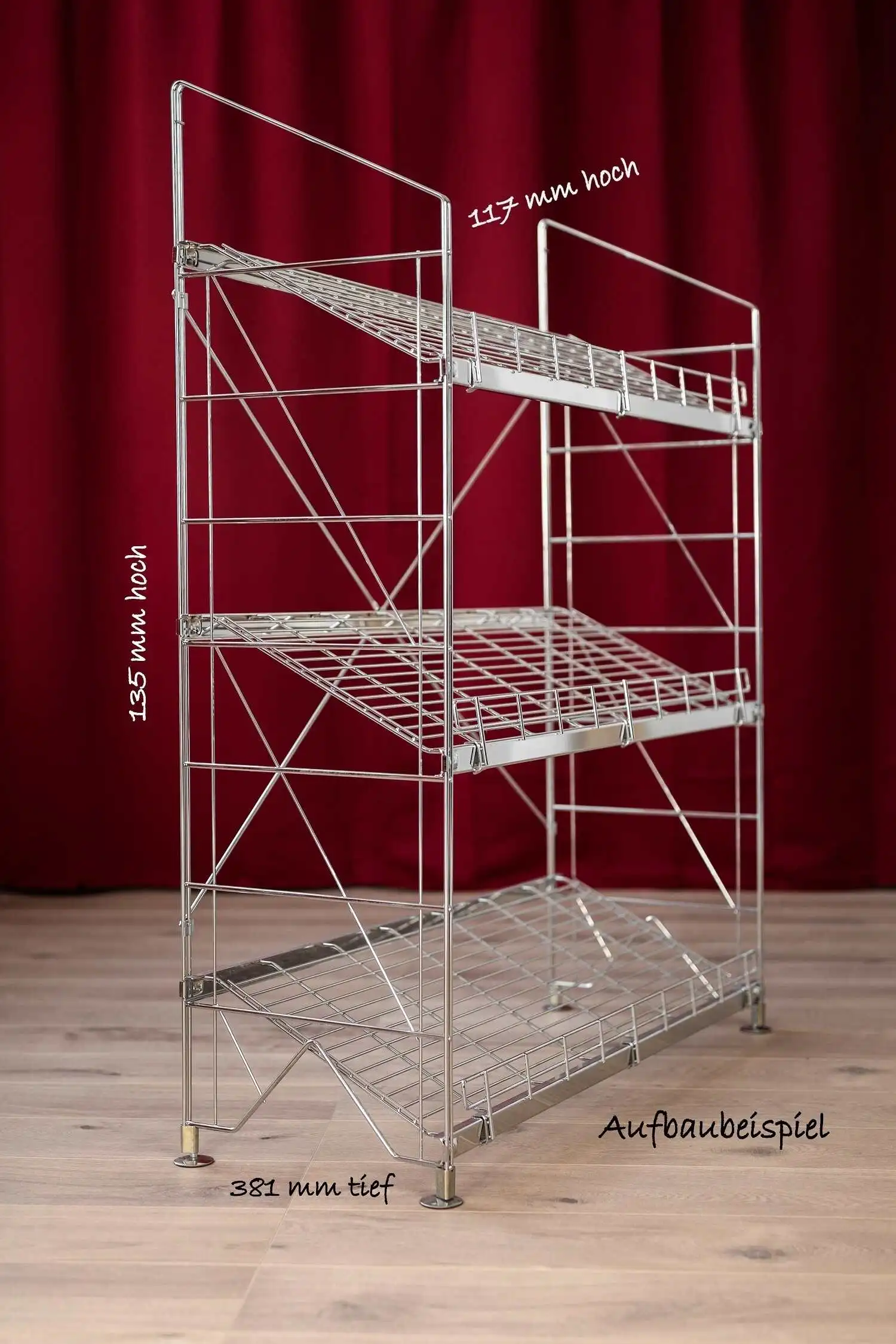 Mit den #Etagair-Schrägborden lassen sich sowohl Regale für Getränke-, Obst- oder sonstige Kisten und Körbe in beliebiger Höhe zusammen stellen.