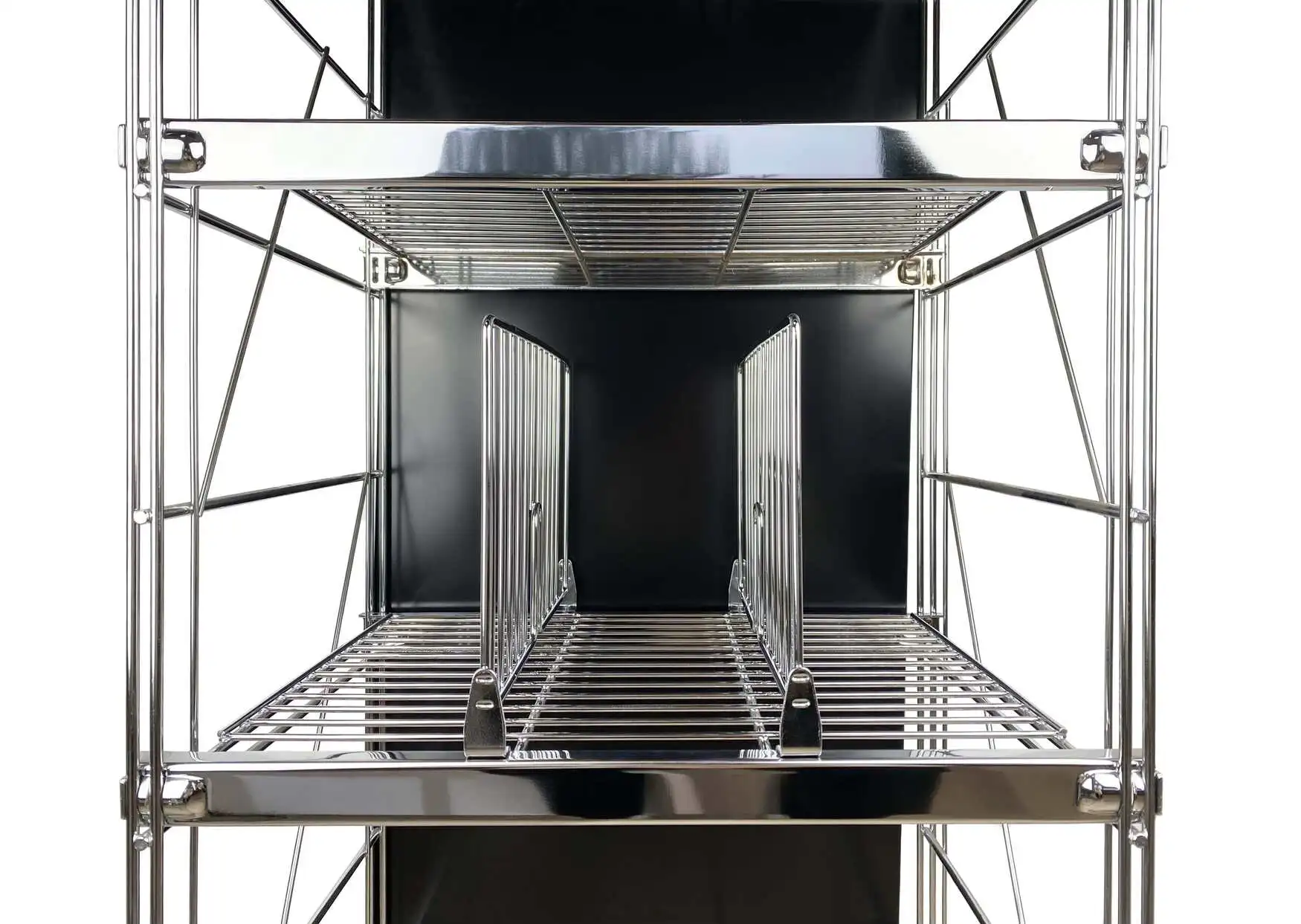 Bordteiler sind in 2 Größen erhältlich und können stehend oder hängend montiert werden