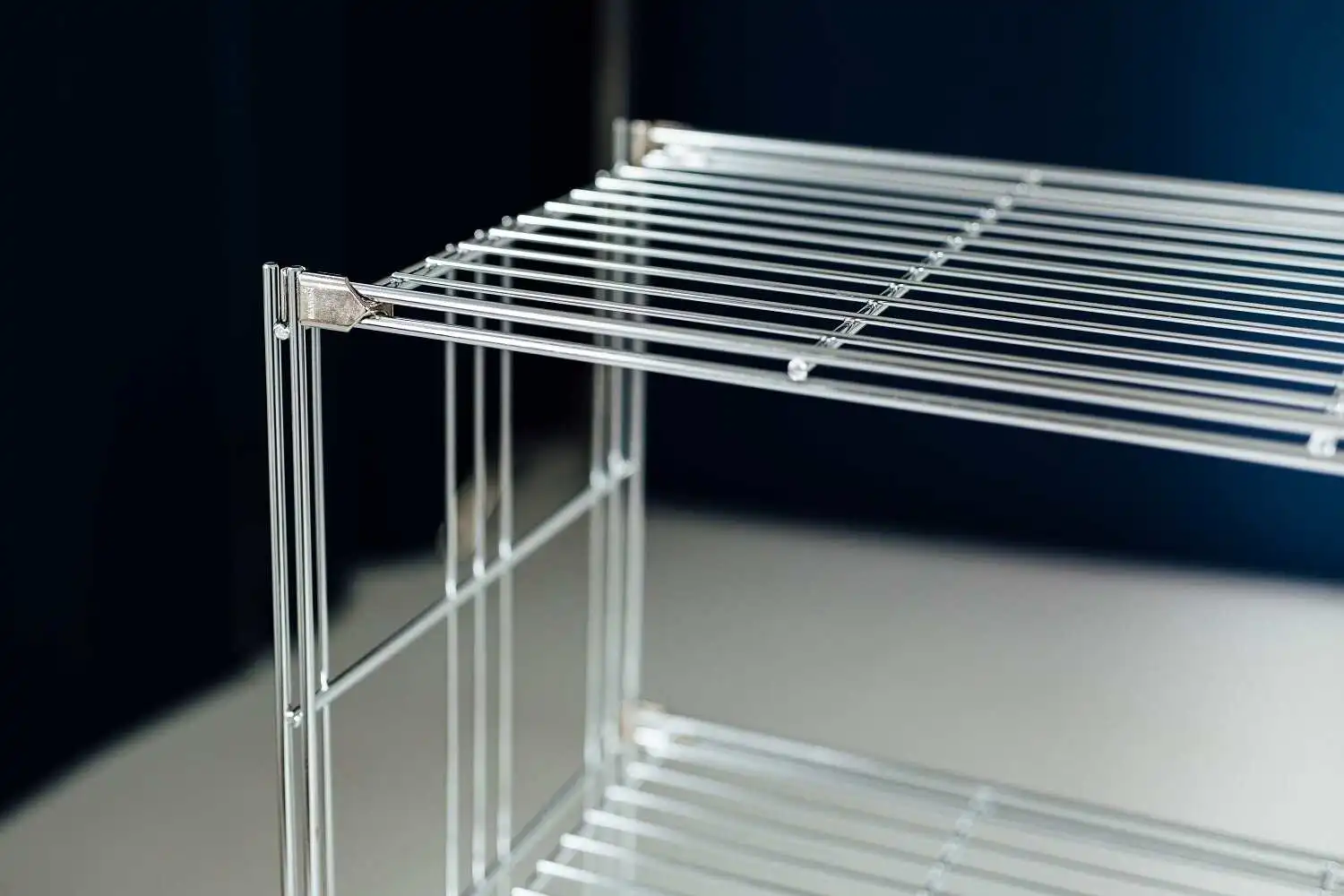 Detailfotos Regal 80x210x38 cm (HxBxT) - modular erweiterbar Farbe: Chrom