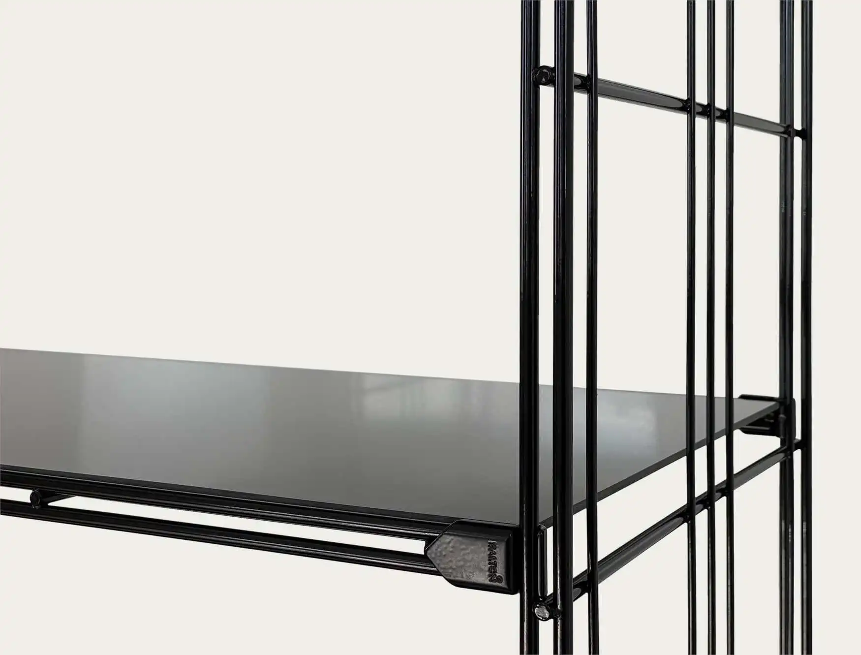 Schwarzglas-Auflagen mit Glasbodendämpfer