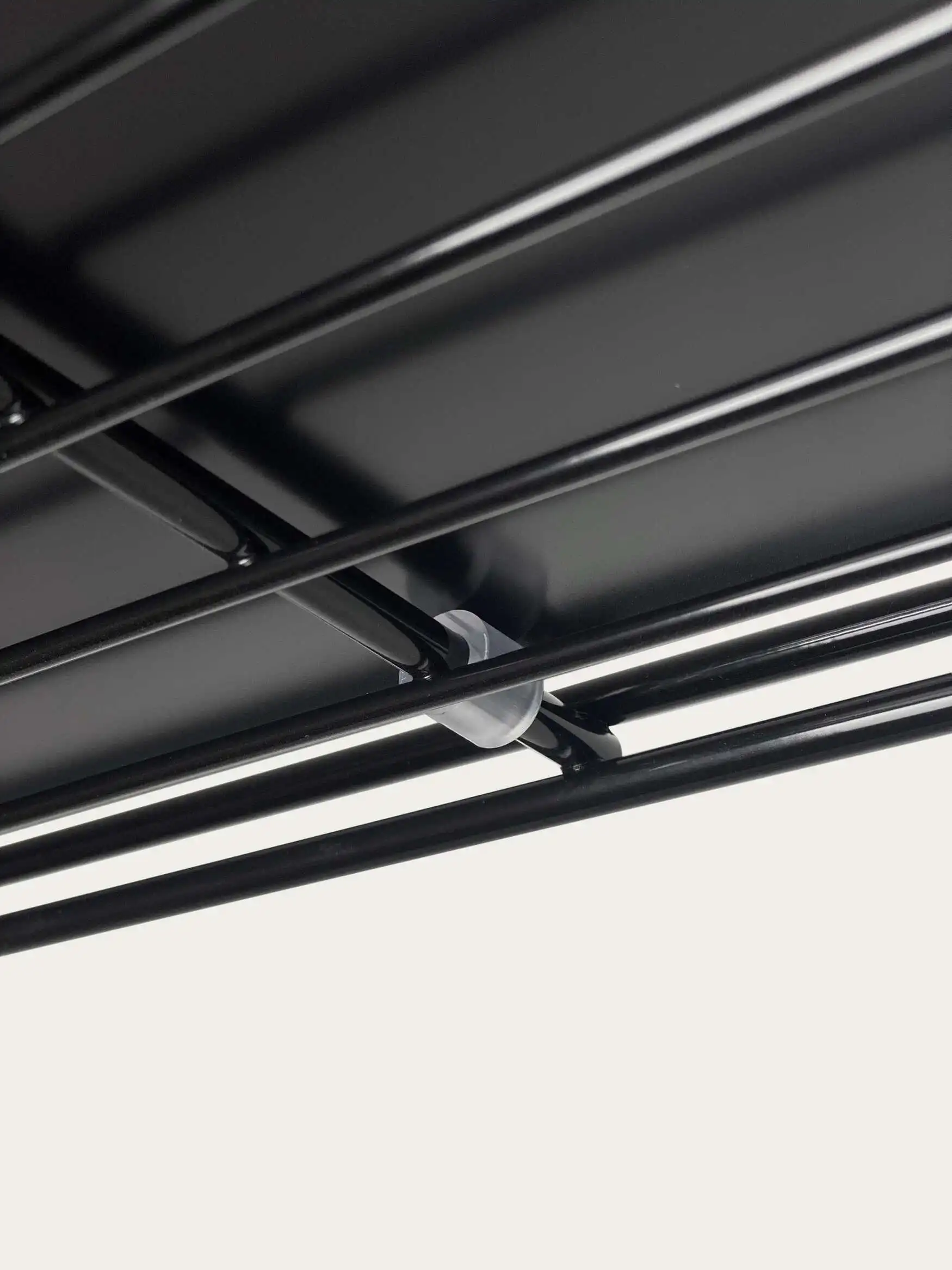 Glasbodendämpfer für die Schwarzglas-Auflagen