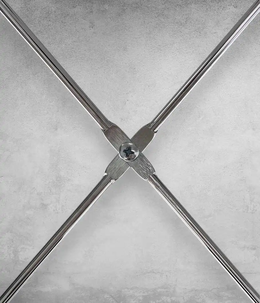 Kreuzstrebe zur Stabilisierung von Regalen in 123 cm oder 132 cm Länge