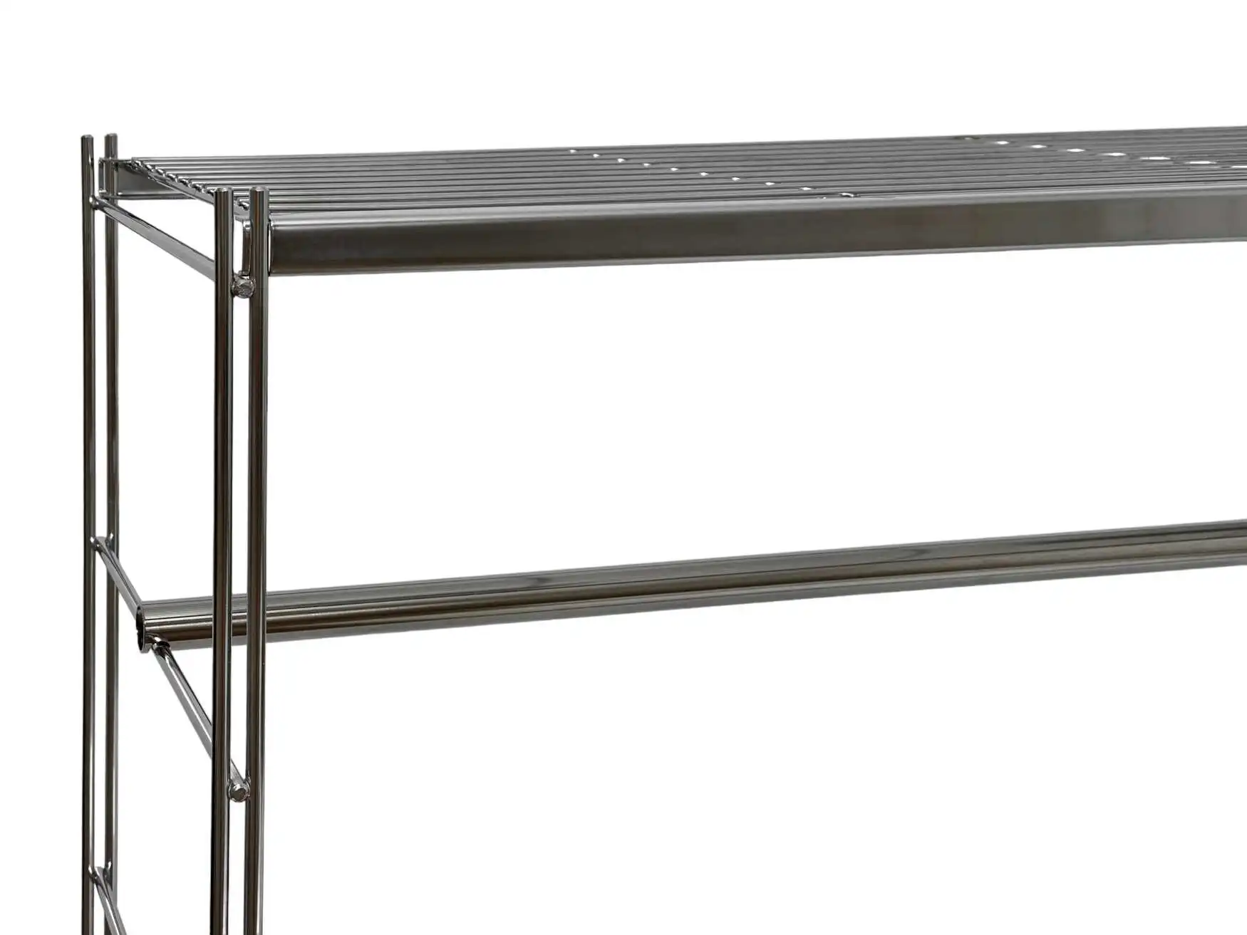 Montagebeispiel: Economic Kleiderstange