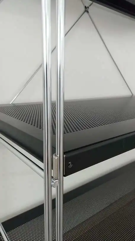 Art. Nr. 2021-061 Regal mit 5 Lochblechen schwarz-chrom 190 cm hoch SE