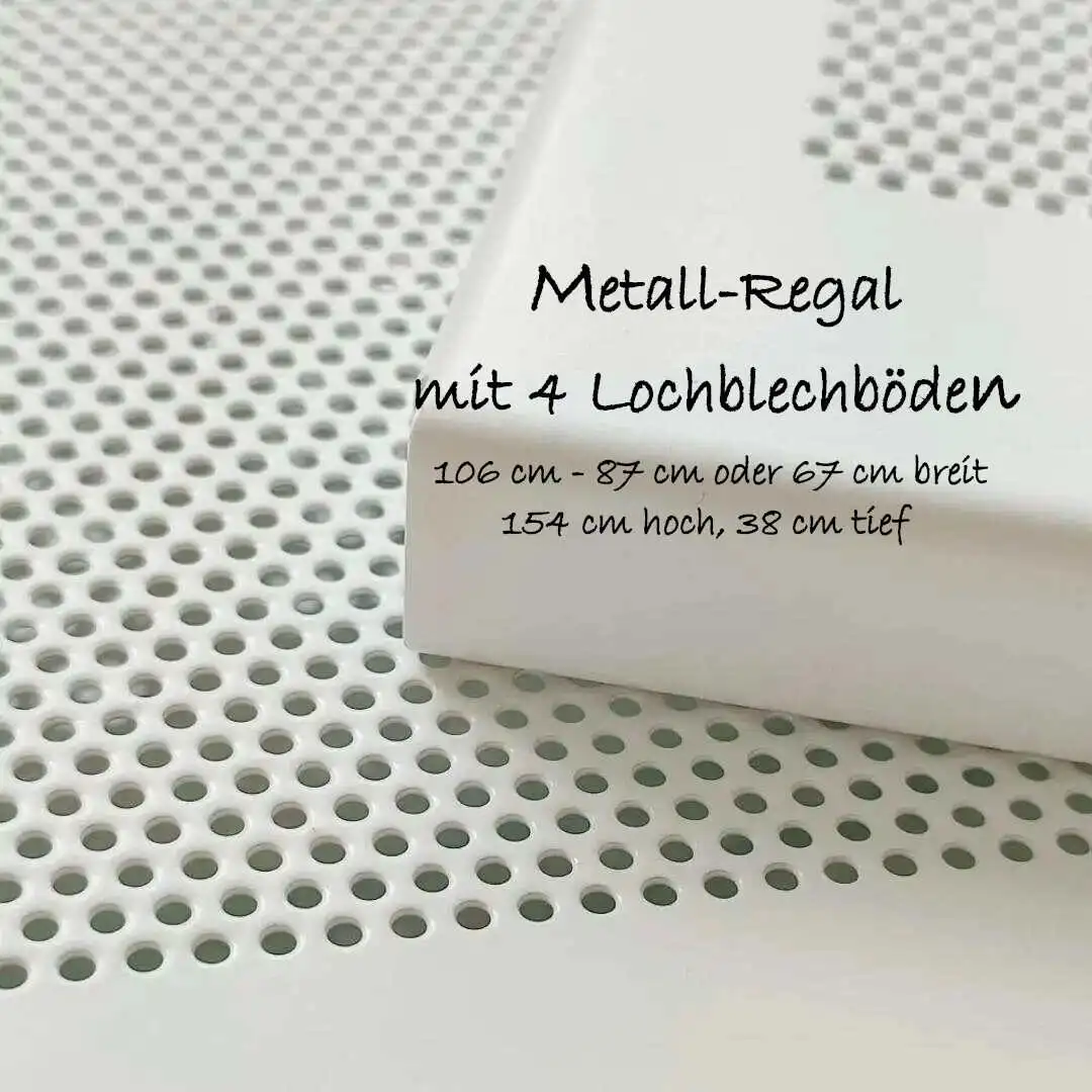 Regalset bestehend aus: 2x Regalleitern (Chrom), 4x Lochblechböden pulverbeschichtet weiß seidenmatt in 67 cm, 87 cm oder 106 cm Breite, 38 cm tief,