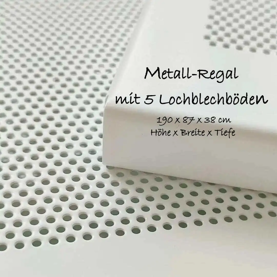 Regalset bestehend aus: 2x Regalleitern (Chrom), 5x Lochblechböden pulverbeschichtet weiß seidenmatt in 87 cm Breite, 38 cm tief