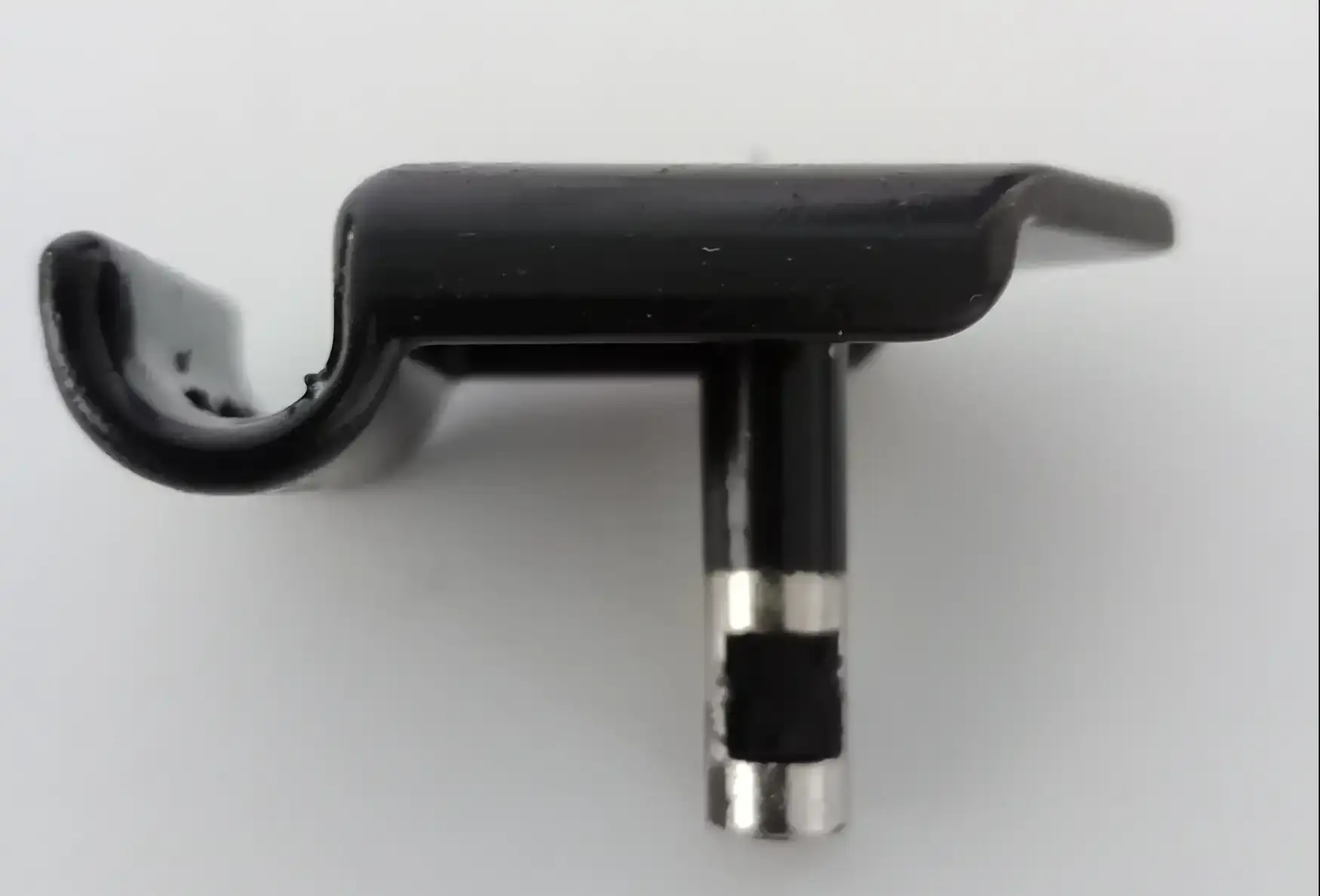 Beschlag für Holzboden schwarz beschichtet seitliche Ansicht